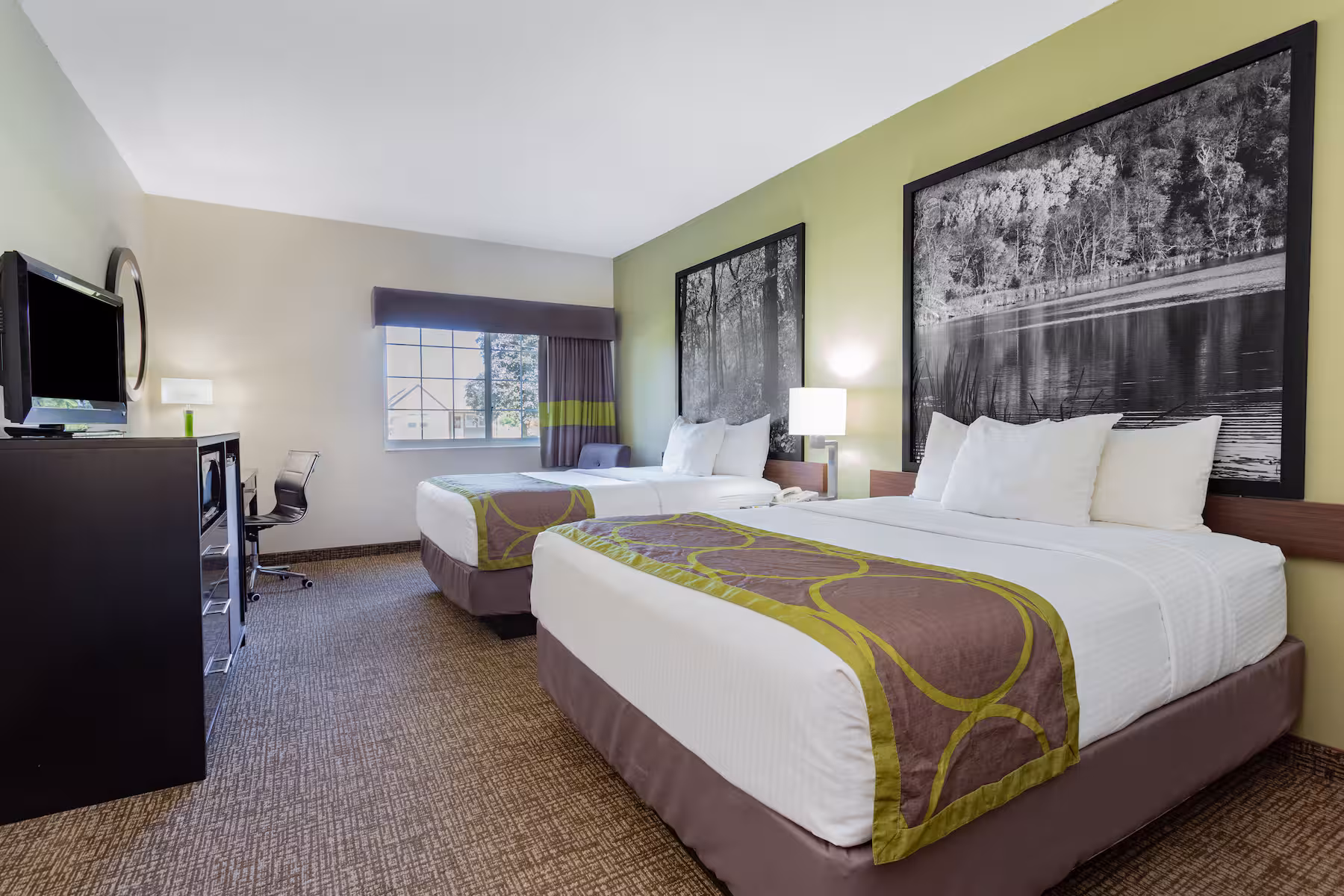 Double Queen room with two queen beds